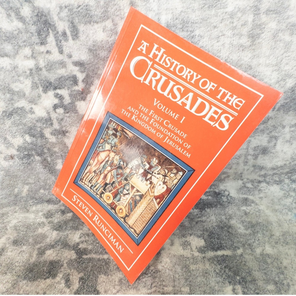 A‎ History of the Crusades Volume I Paperback Cambridge Steven Runciman
